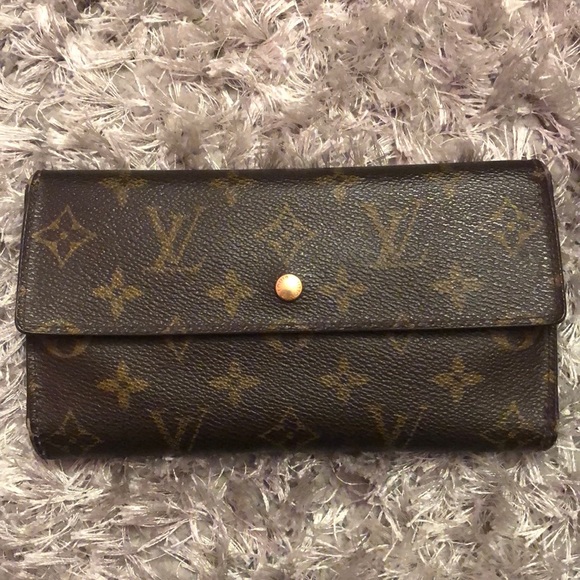 Louis Vuitton Handbags - Louis Vuitton Porte Tresor Int’l Wallet